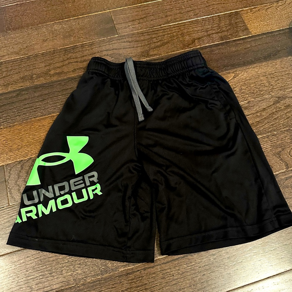 Under Armour Boy’s Black Shorts